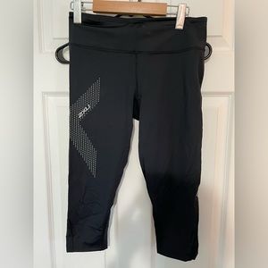 Women’s Compression Capris